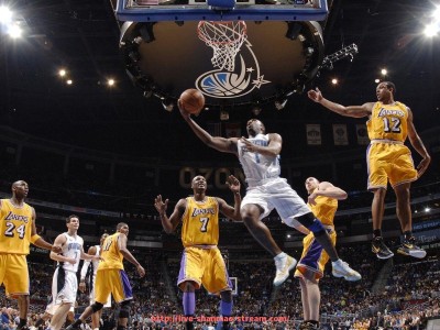 山猫直播官网-法甲赛季中期评估：法甲赛季中期球队与球员的表现总结